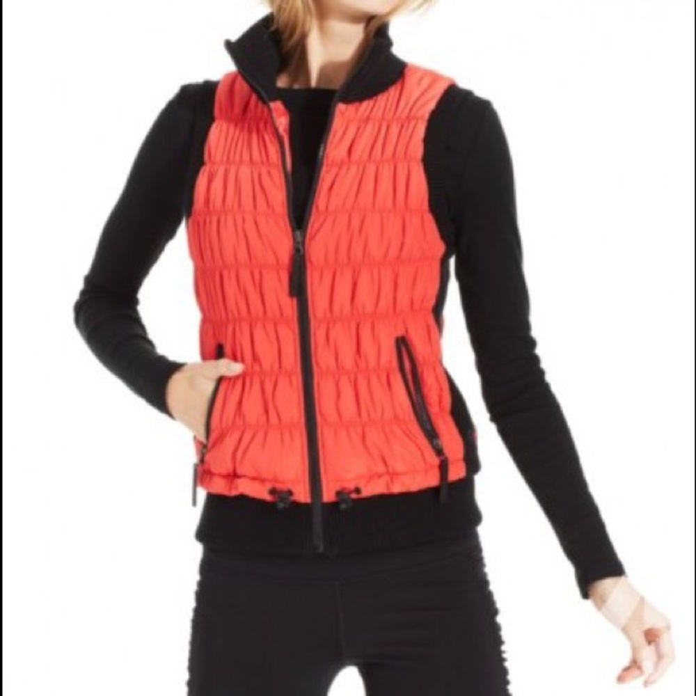 SOLD Sport Performance Vest • Sz S