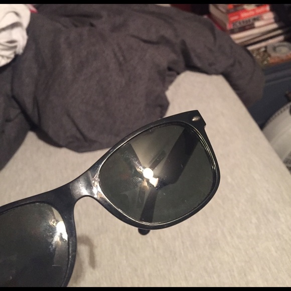 Ray Ban Wayfarer Sunglasses- all black