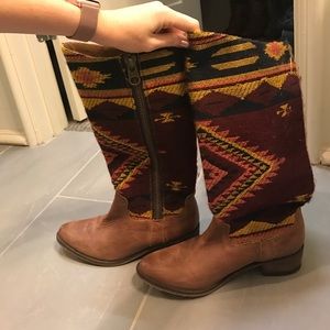 Steve Madden Graced Aztec Multi Boot