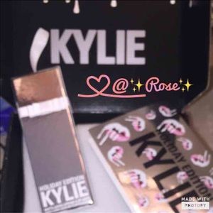 LE Holiday Edition : Merry