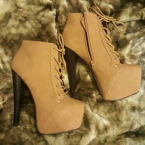 Shoes high heel booties
