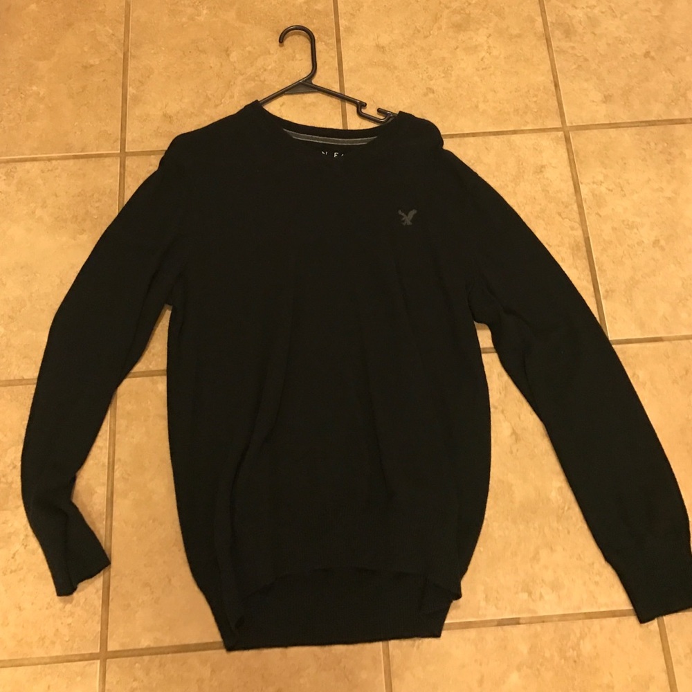 American eagle v-neck sweater