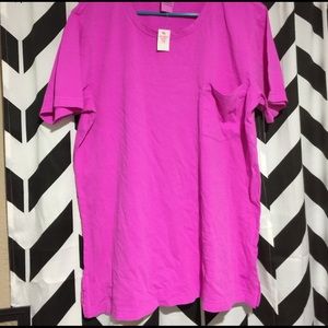 VS pink t shirt with pocket