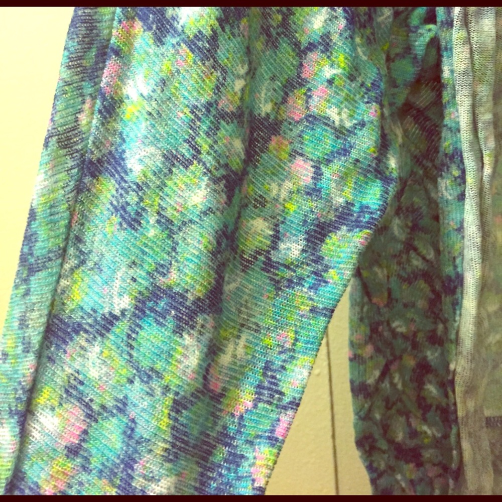 Spring flowery cardigan