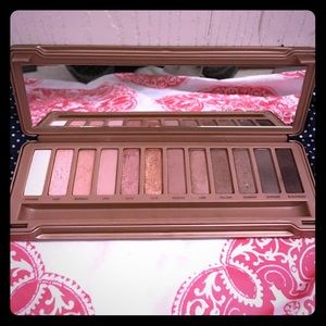 Urban Decay Naked 3