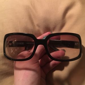 Coach Samantha sunglasses Onyx