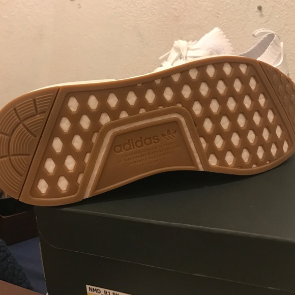 NMD R1 PK