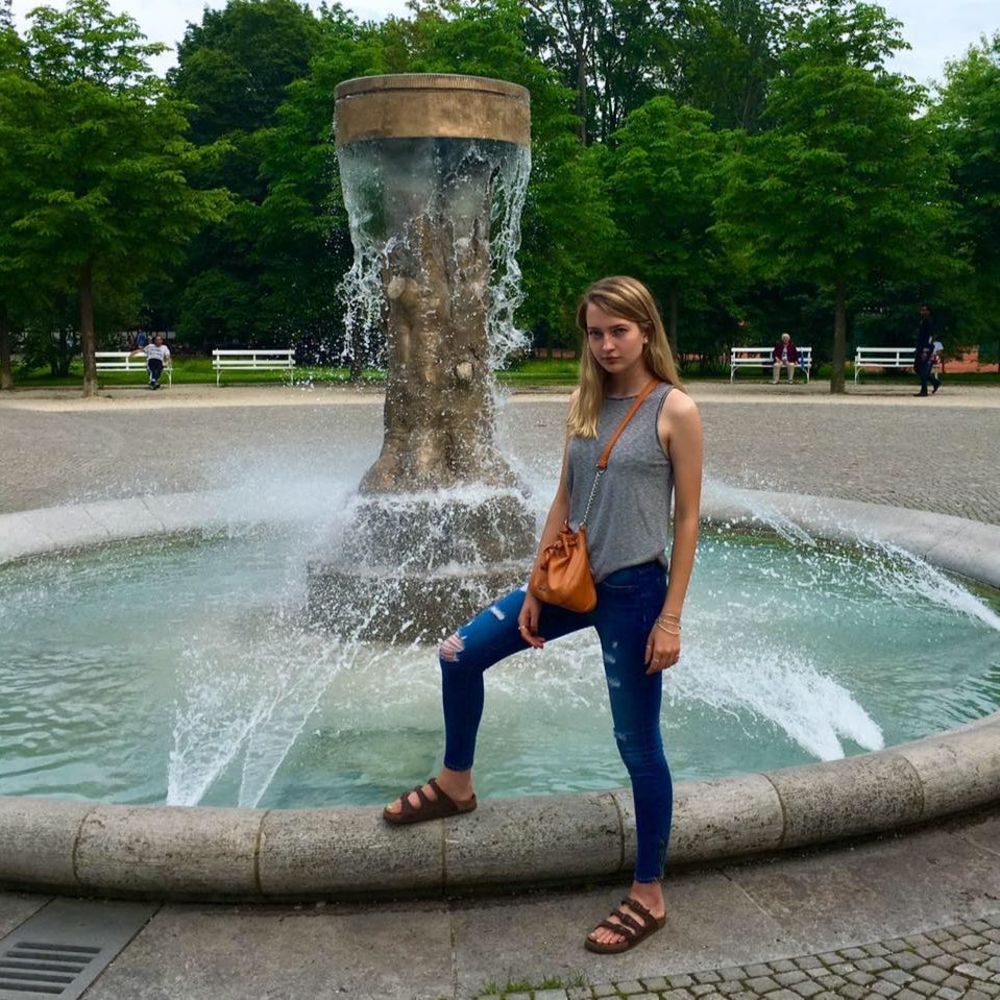 Meet your Posher, Marissa
