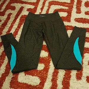 Beyond yoga full length leggings xs