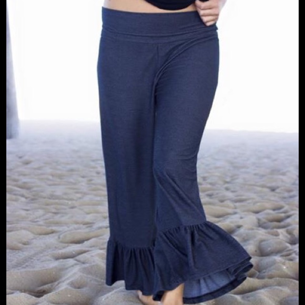 Women's cropped pants NWOT