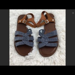 Toms sandals