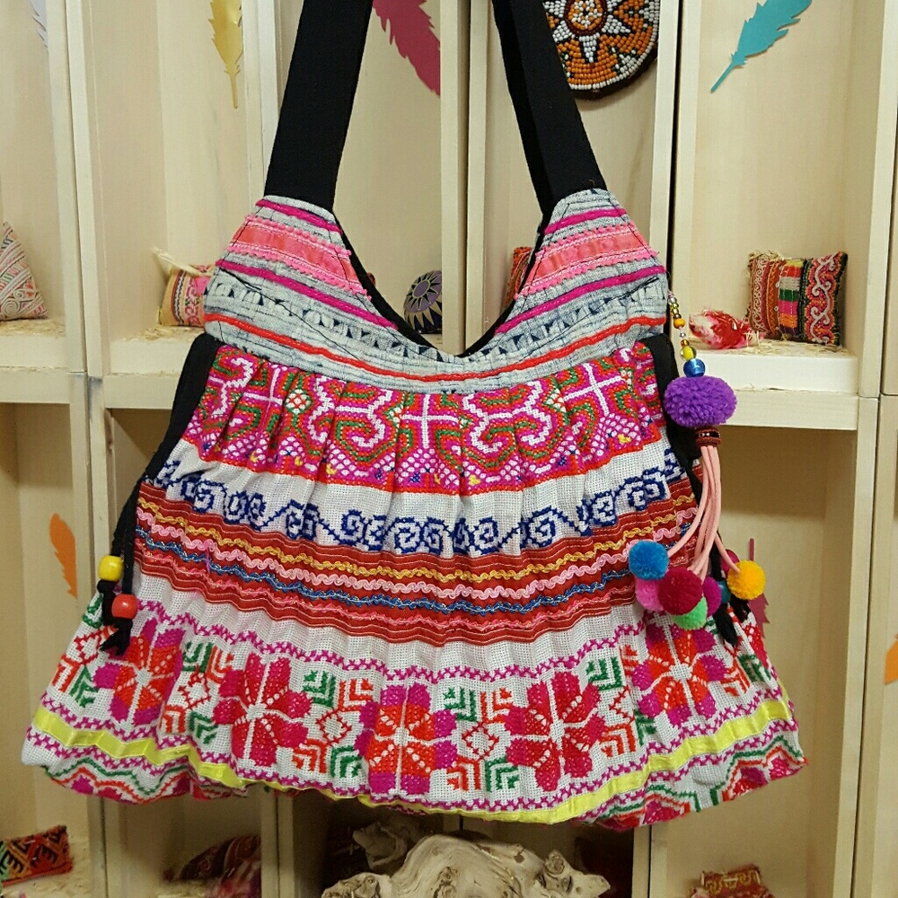 🚫🚫SOLD🚫🚫HAND MADE BOHO ETHNIC STYLE HANDBAG