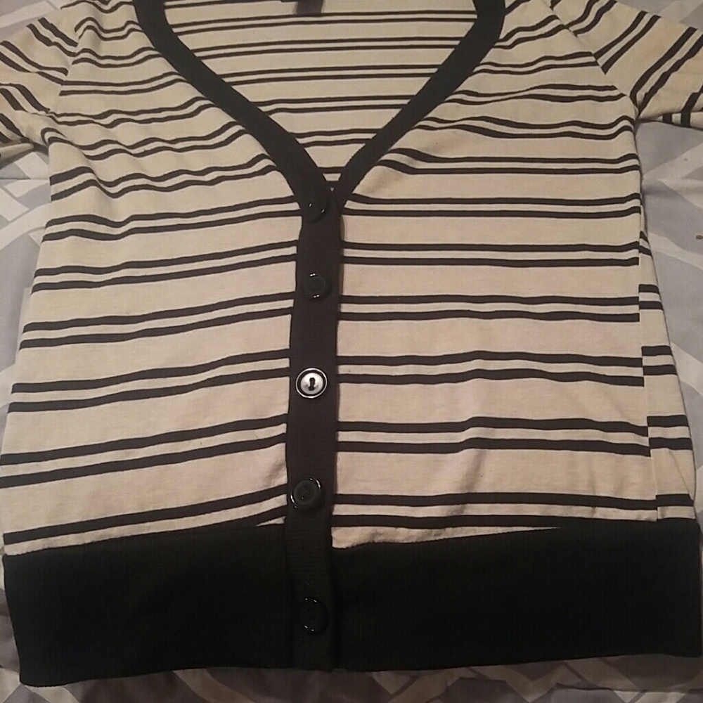 Rue 21 cardigan size M