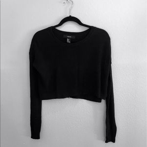 Black long sleeve crop top