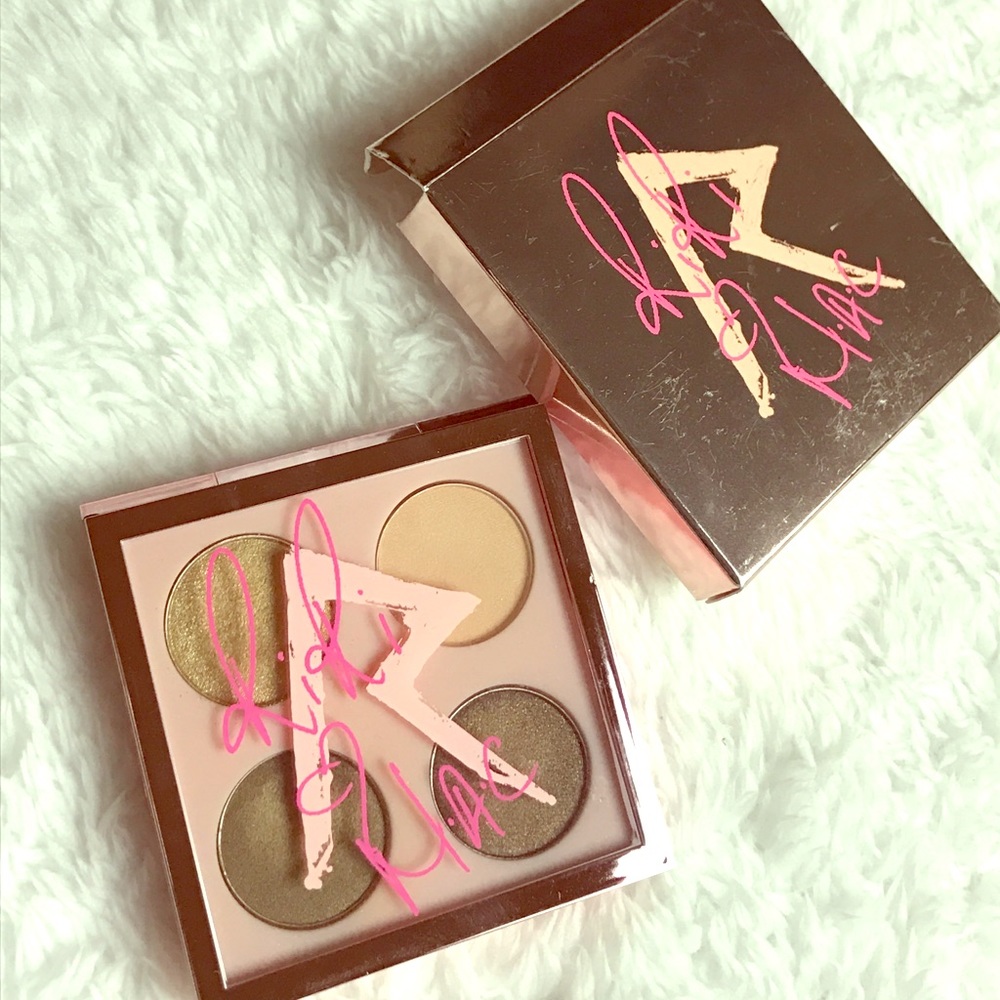 Her Cocoa Palette