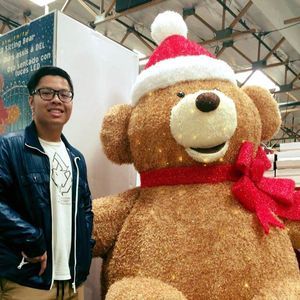 Meet your Posher, Toan