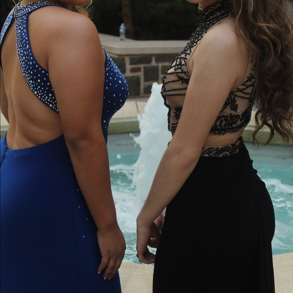 PROM DRESS | FORMAL GOWN - Picture 4 of 7