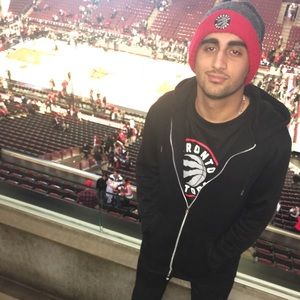 Meet your Posher, Omar