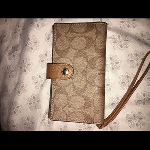 Coach smartphone wristlet