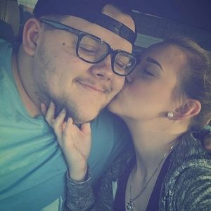 Meet your Posher, Paxton