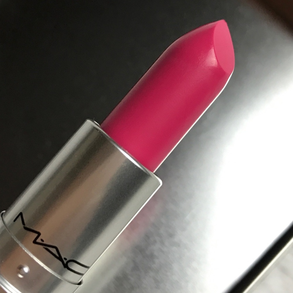 Mac Silly Lipstick
