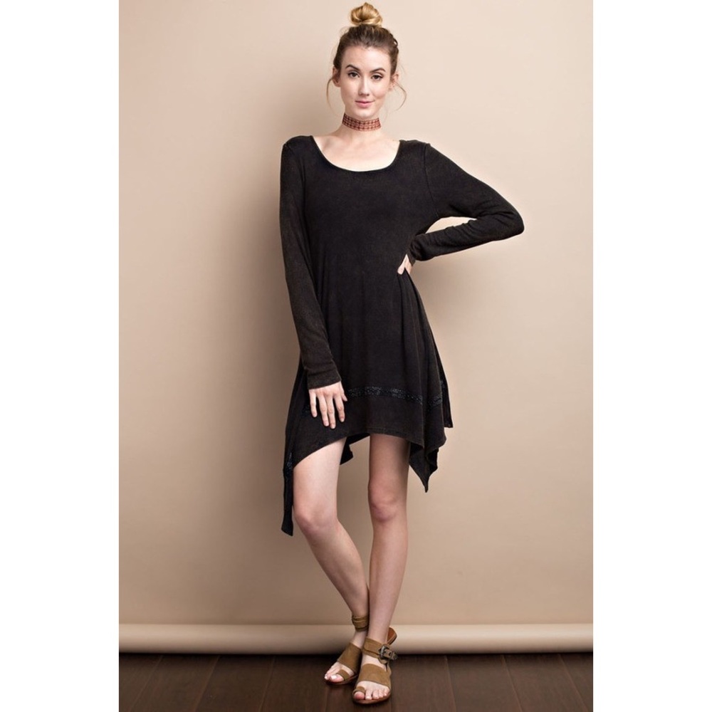 Sharkbite Ribbed Tunic - Picture 2 of 6