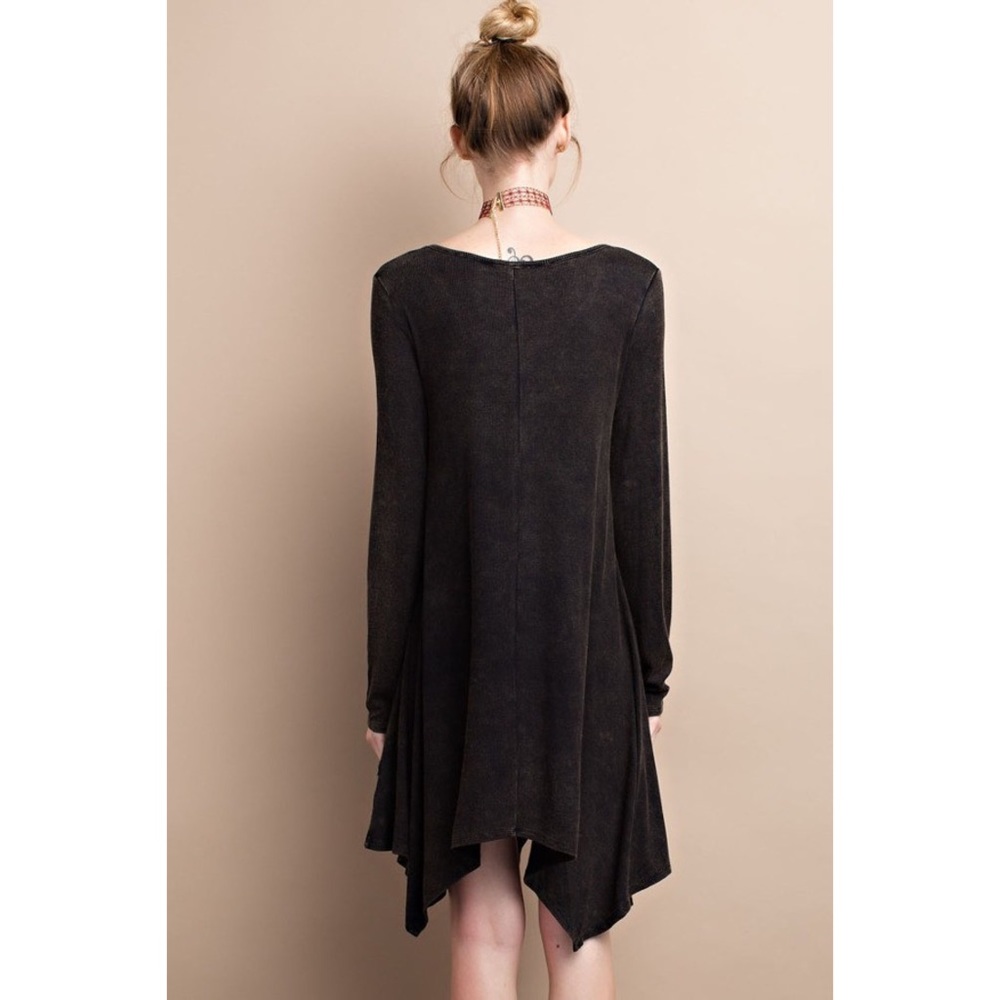 Sharkbite Ribbed Tunic - Picture 5 of 6