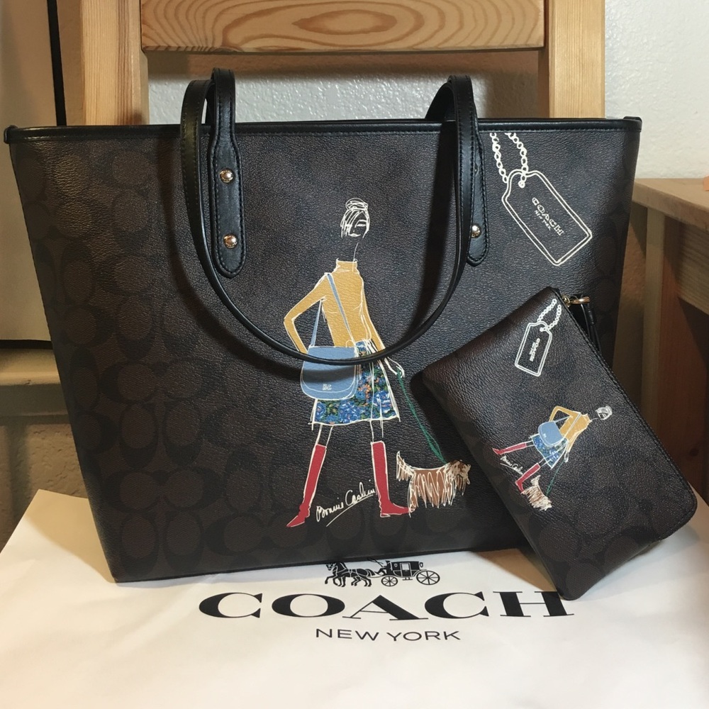 Coach shoulder bag with wristlet