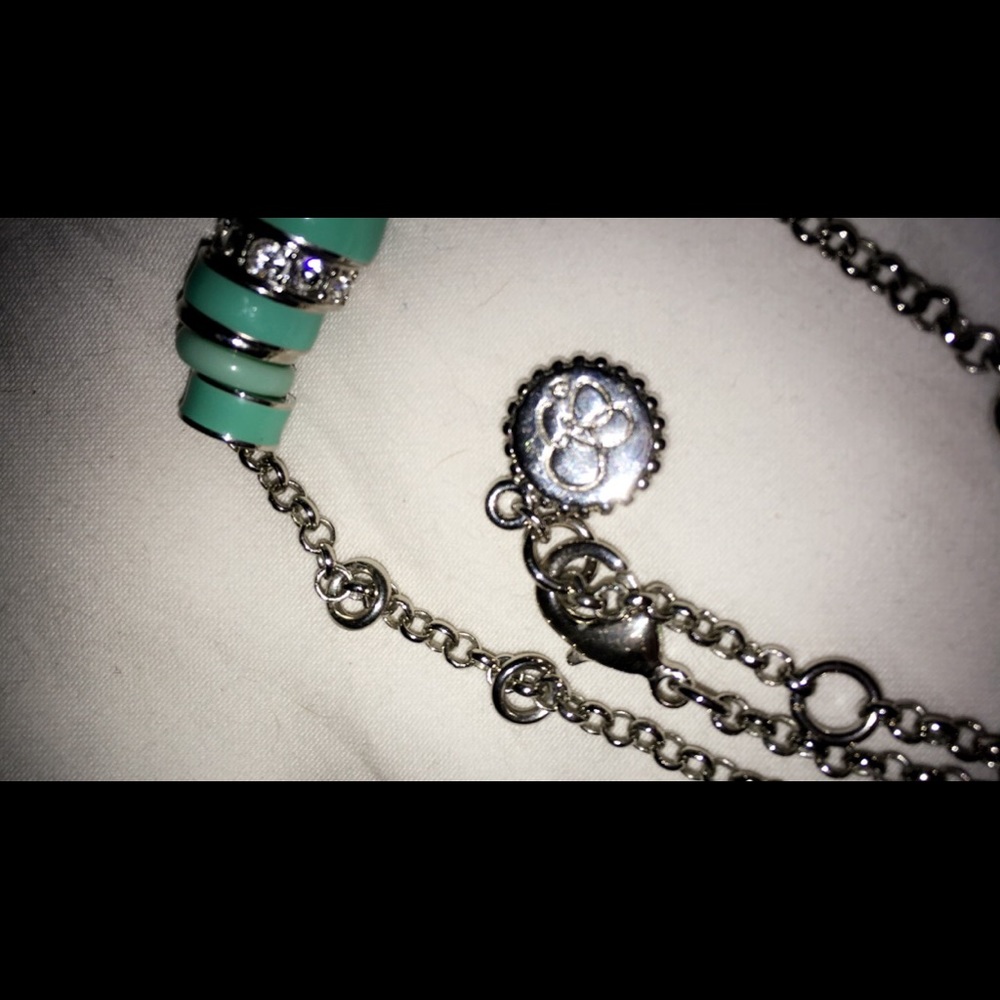 Jessica Simpson necklace