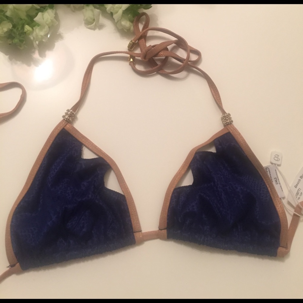 Beach Bunny jagged edge top only