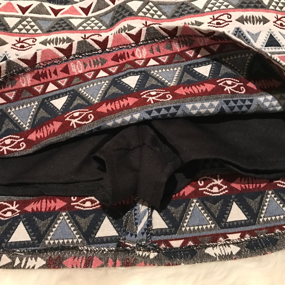 Aztec Skirt - Picture 3 of 5