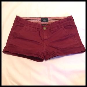 American Eagle maroon shorts!