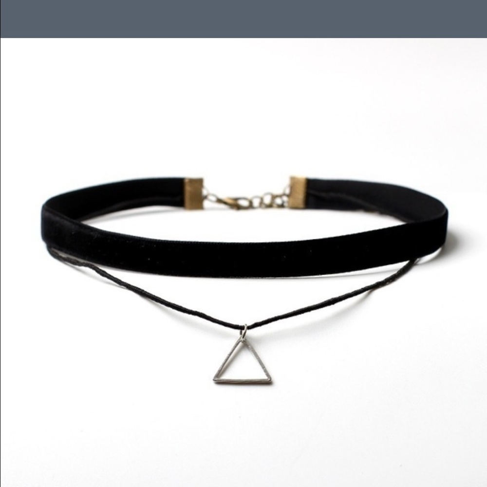 💖💖Two layer chocker with small charm💖💓