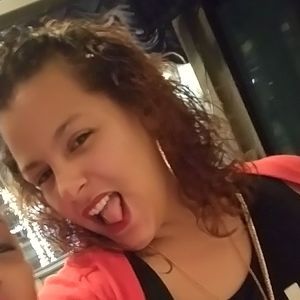 Meet your Posher, Aida