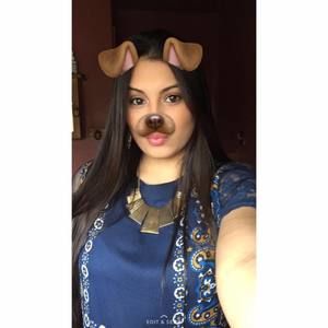 Meet your Posher, Alexia