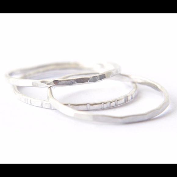 (2-13) 925 Sterling Silver Stacking Ring Set Hammered, Faceted, & Etched Bands - Picture 2 of 8