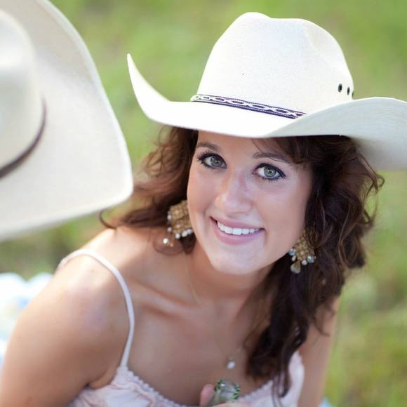 Meet your Posher, Andrew - Picture 1 of 1