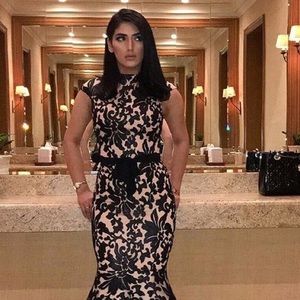 Meet your Posher, Hiyde