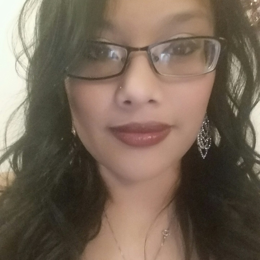 Meet your Posher, Alejandra