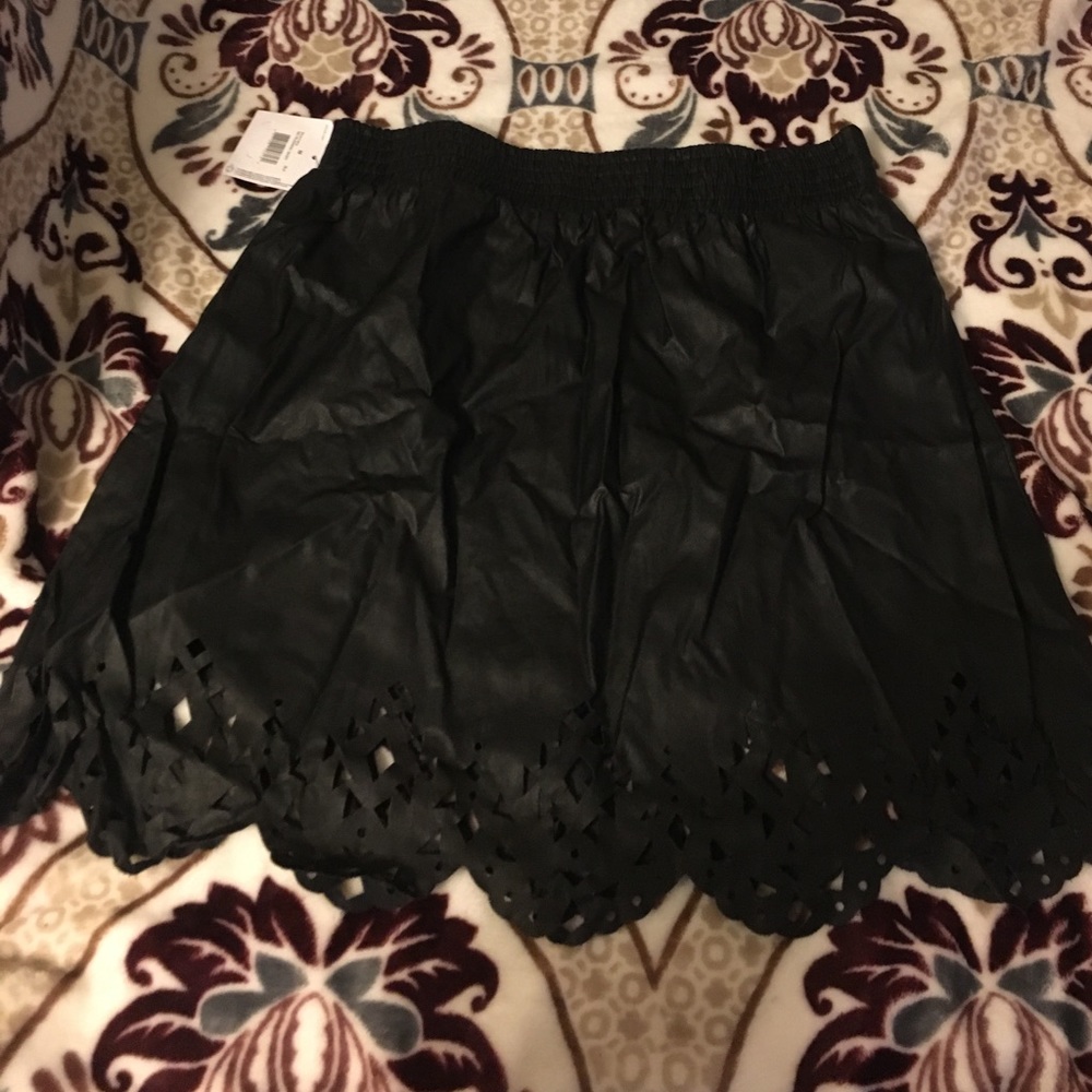 Volcom No running skirt