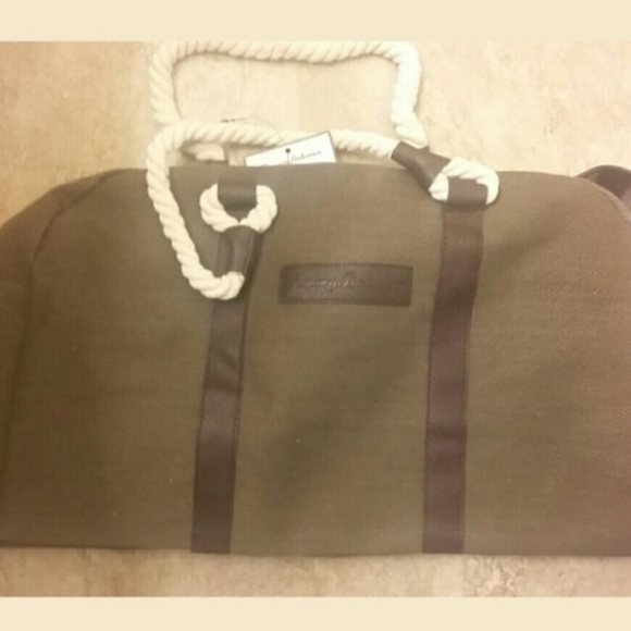 🆕🆕🎉 TOMMY BAHAMA DUFFLE BAG - Picture 2 of 8