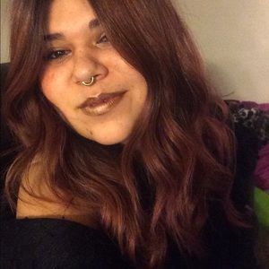 Meet your Posher, Loren