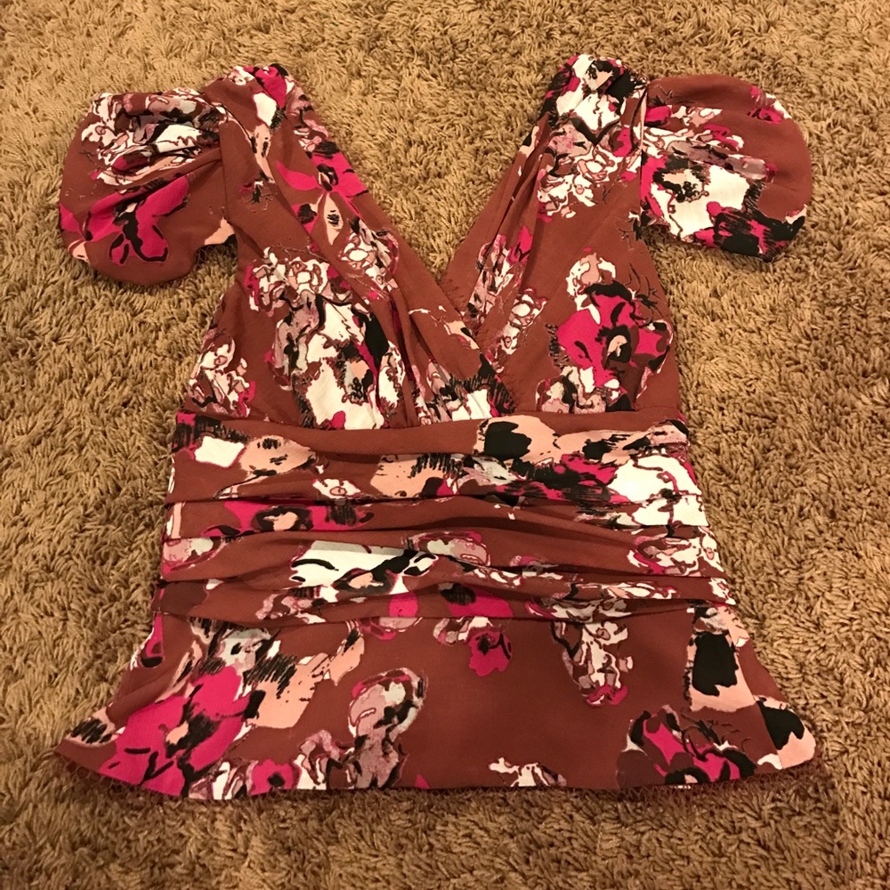 Gorgeous Karl Lagerfeld For Impulse Floral Top-2