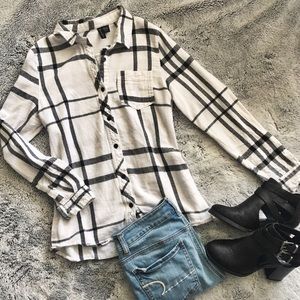 PacSun Flannel Button Up