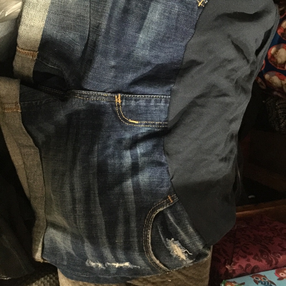 Maternity shorts