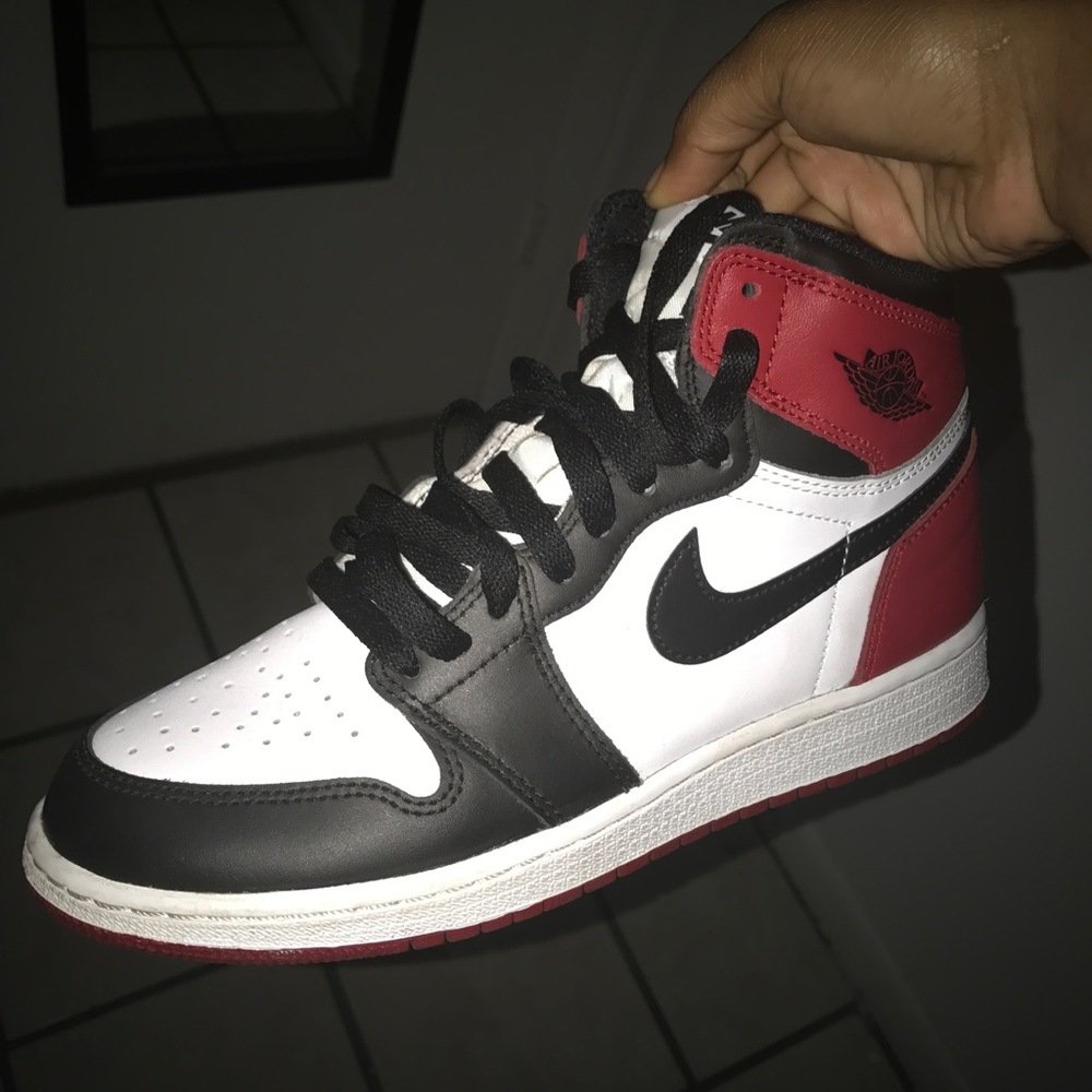 Nike Air Jordan 1 Og 'Black Toe'