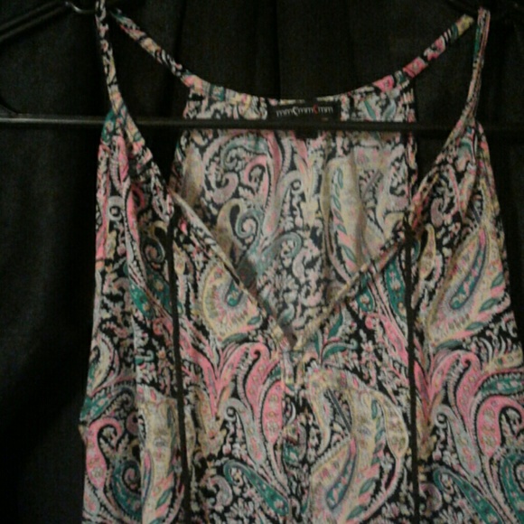 Super cute boho tank with tassels - Picture 3 of 5