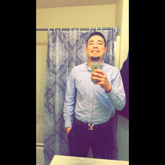 Meet your Posher, Anibal - Picture 1 of 1