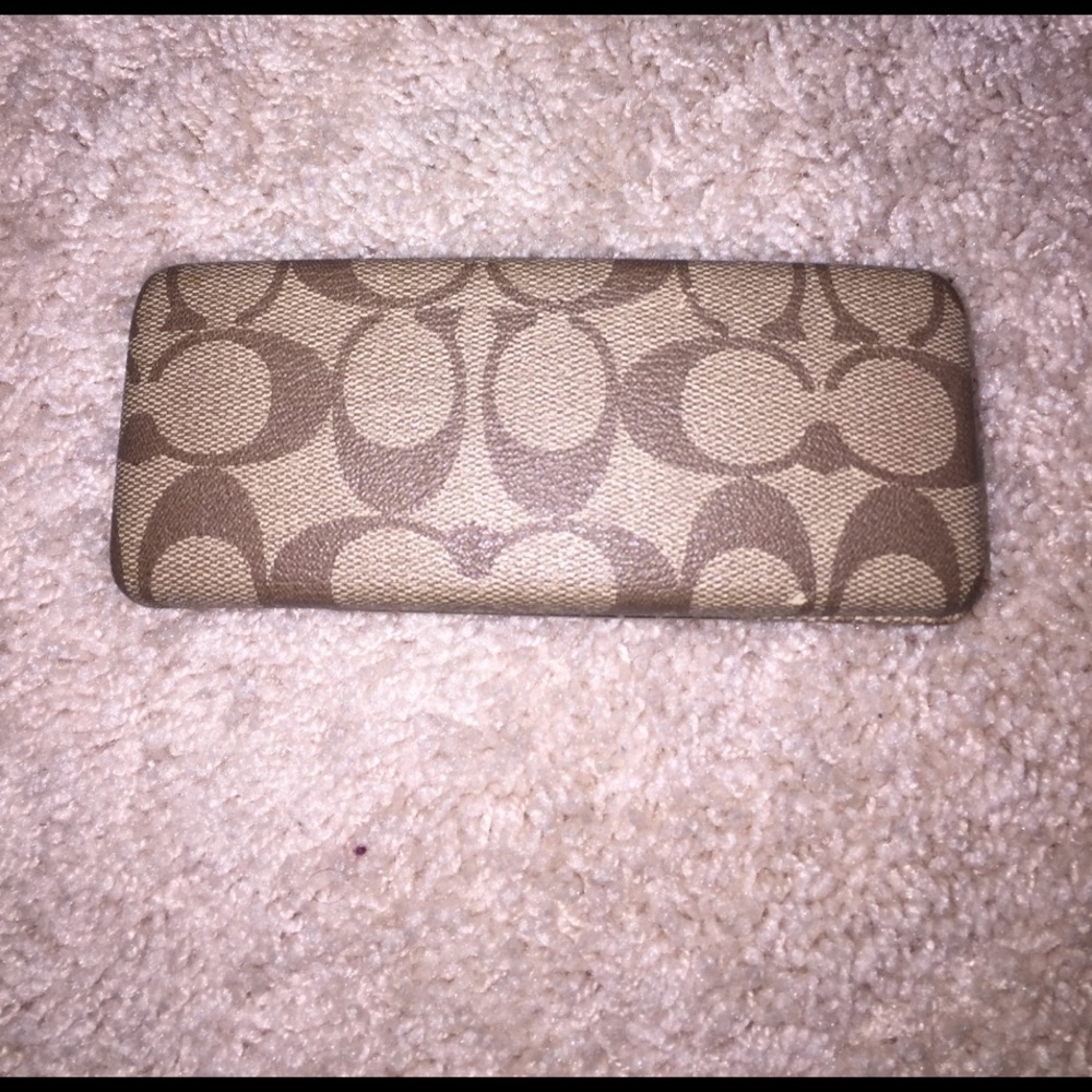 Coach sunglasses case