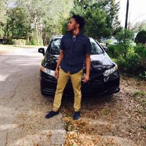 Meet your Posher, Lamar